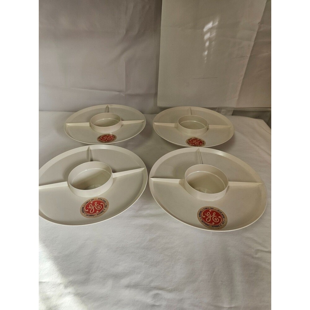 Vintage HAN-D snack trays, stackable, divided Bachmann Bros Inc 1973